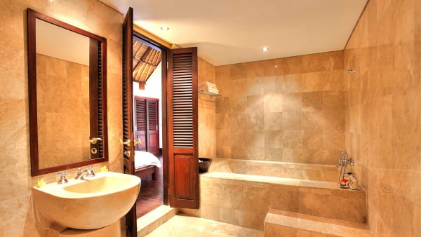 Villa Alamanda - Garden suite bathroom